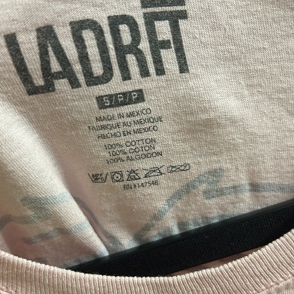 "Welcome to Paradise" Graphic Tee in Washed Pink, Size small - Picture 3 of 3